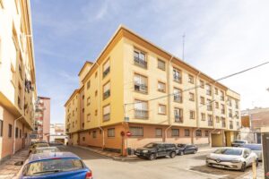 Pasaje Saturno, 1-2