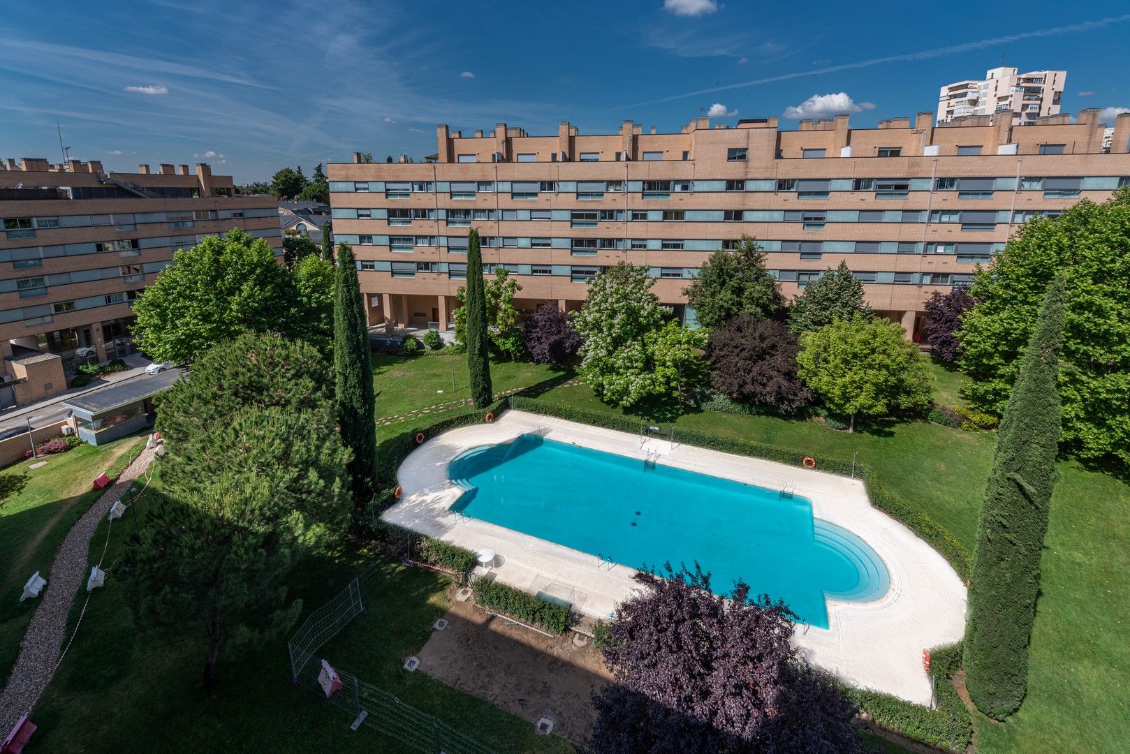Pisos en alquiler con piscina en Madrid