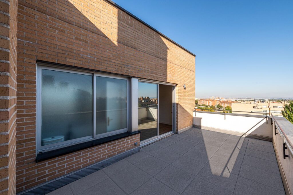 Advantages of living in a rooftop apartment