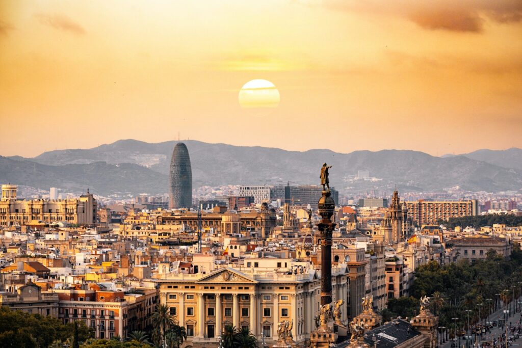 Discover, get to know and fall in love with the best residential neighbourhoods of Barcelona