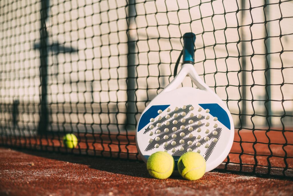 Padel, the most popular sport in winter too