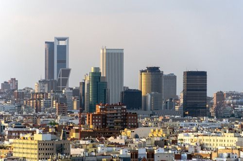 Conde de Orgaz, buena opción de barrio donde buscar un alquiler de viviendas