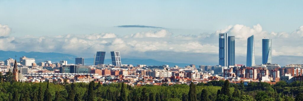 ¿Te trasladas a vivir en Madrid una temporada? Busca un alquiler de vivienda con Testa Residencial